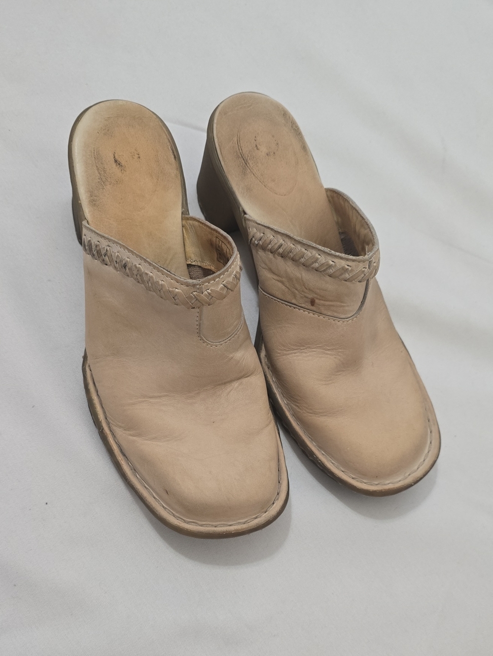 Dr. Martens Beige Vintage Leather Braided-Trim Slip-On Mules 7